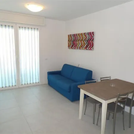 Apartment Near The Sea With Two Terraces *