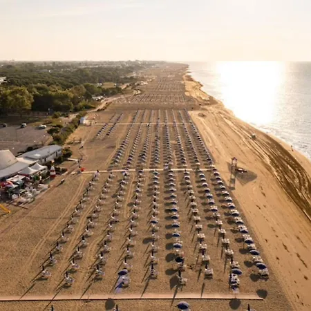 Near The Sea With Two Terraces Apartment Bibione