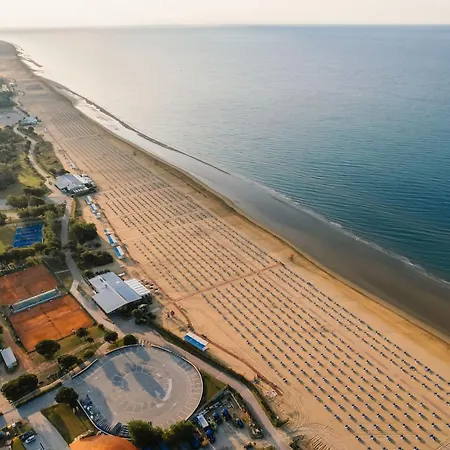 Near The Sea With Two Terraces Apartment Bibione